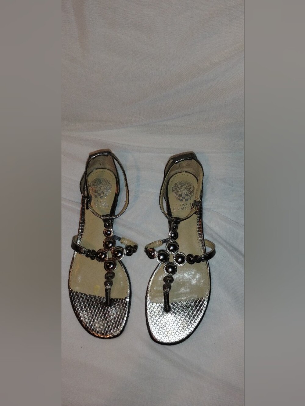 Vince Camuto Metallic Silver Beaded T-Strap Sandals 7.5